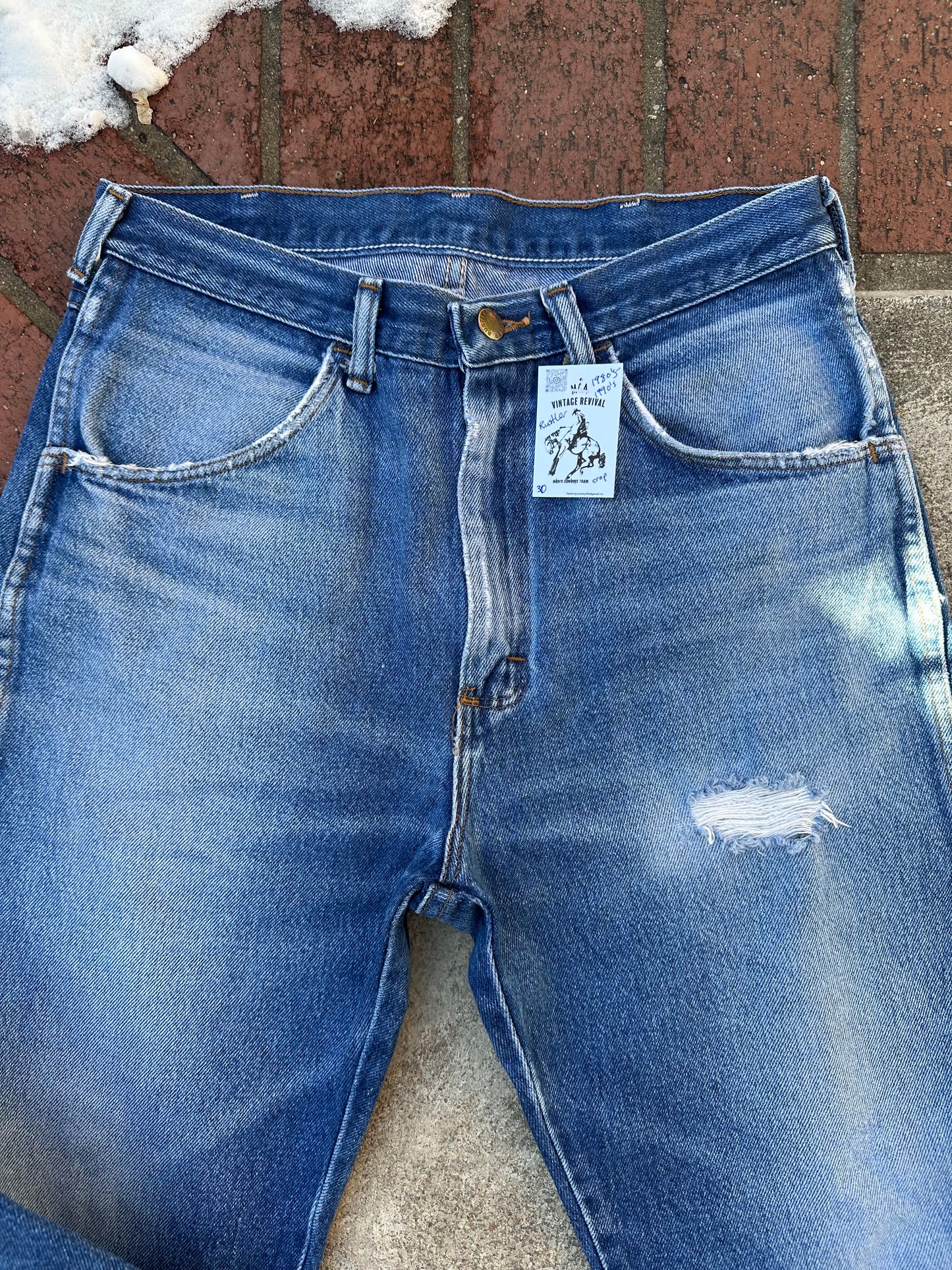 80’s-90’s Rustler Great Fades Distressed Crop Jeans (Men’s 31x27 / Women’s 30)