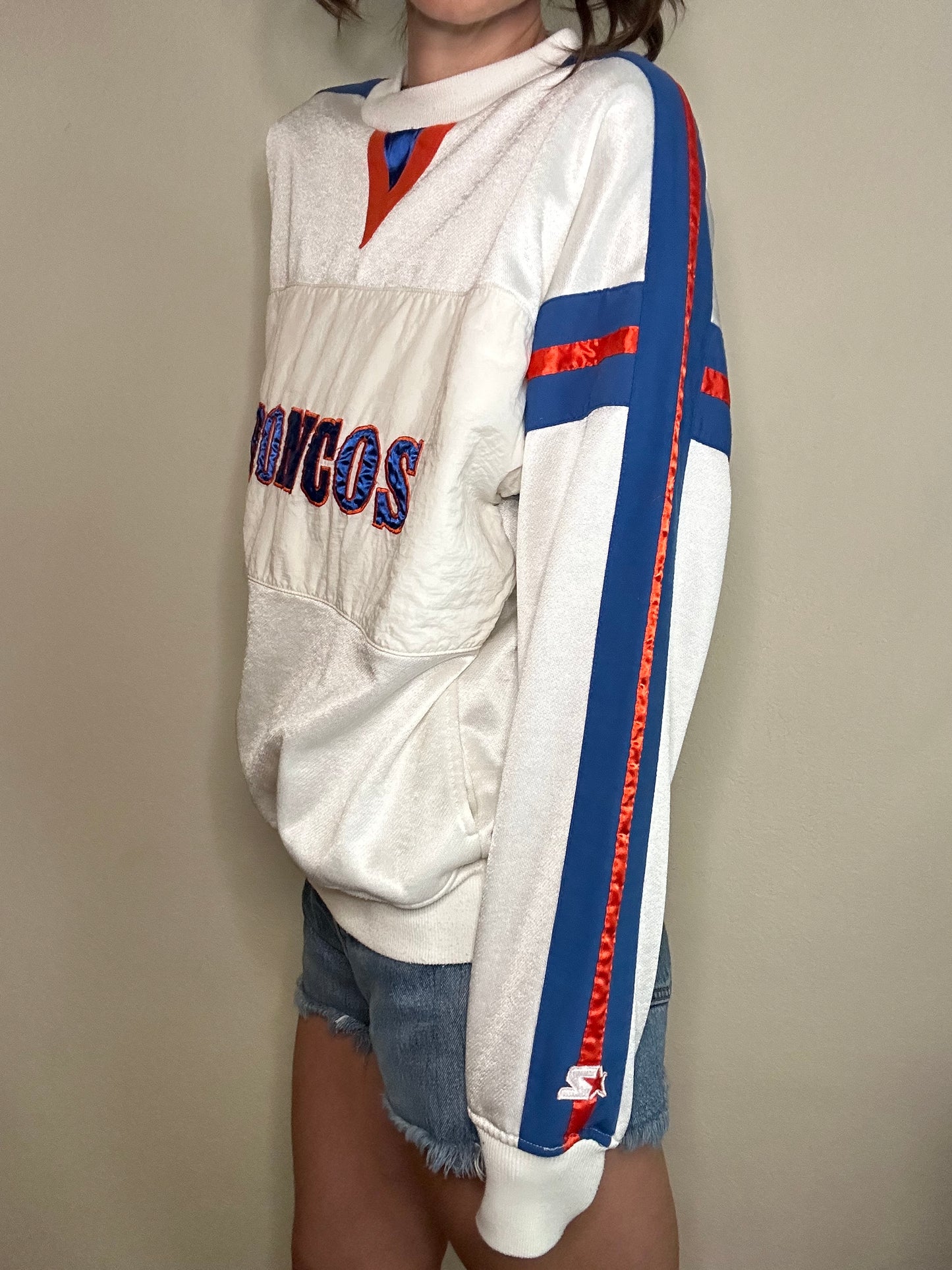 RARE 80’s Starter Denver Broncos Pocket Sweatshirt (Unisex M/L