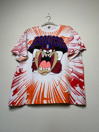 RARE 90’s Denver Broncos Tasmanian Devil All Over Print Tee USA (Unisex XL)