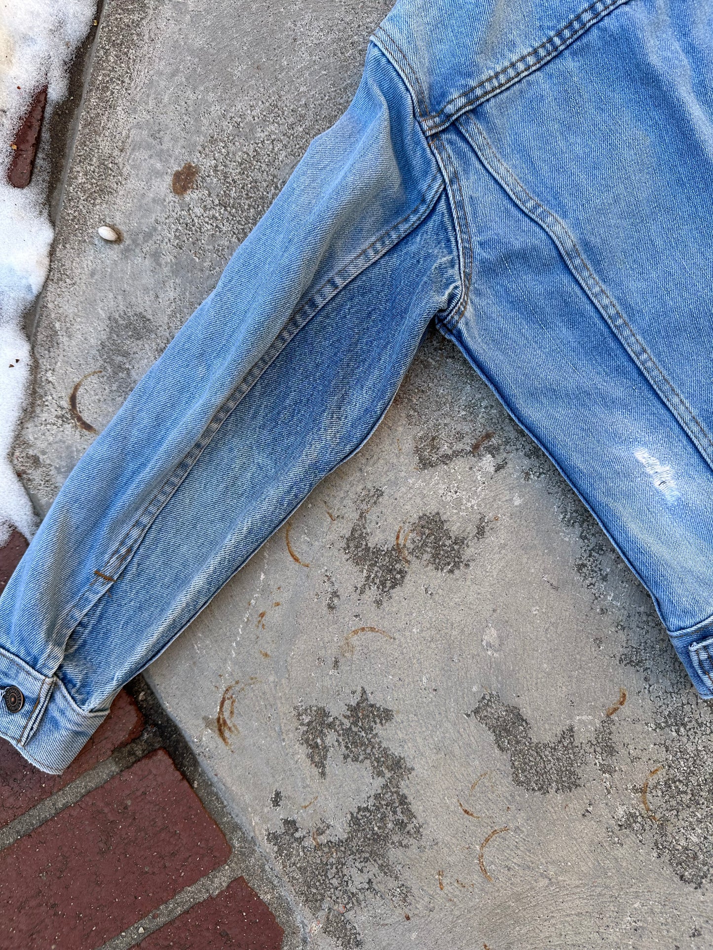 70’s Levi’s Denim Trucker Jacket (Women’s XS)