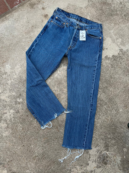 Y2K Levi’s 501 Denim Jeans USA (Men’s 28x27 / Women’s 26)