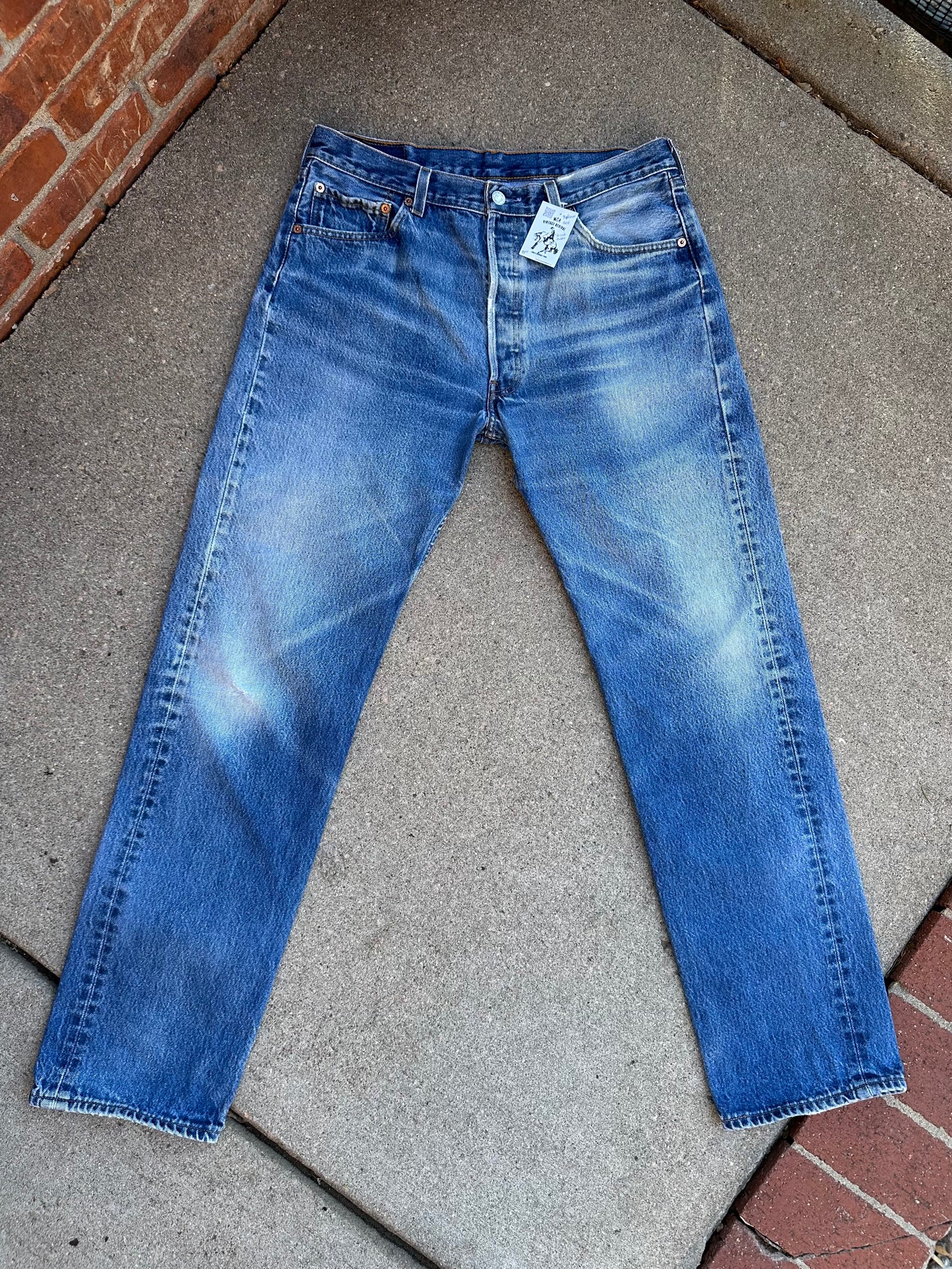 2000 Levi’s 501xx STF Denim Great Fades Jeans (Men’s 34x33 / Women’s 32)