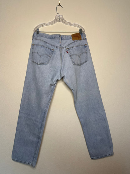 90’s Levi’s 501 USA Jeans (36x31)