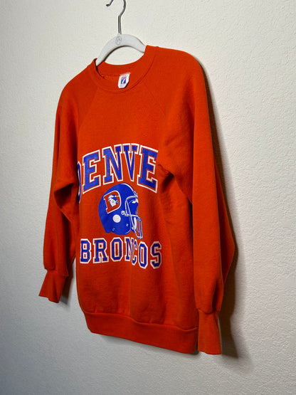 80’s Classic Raglan Denver Broncos Sweatshirt USA (Unisex S)