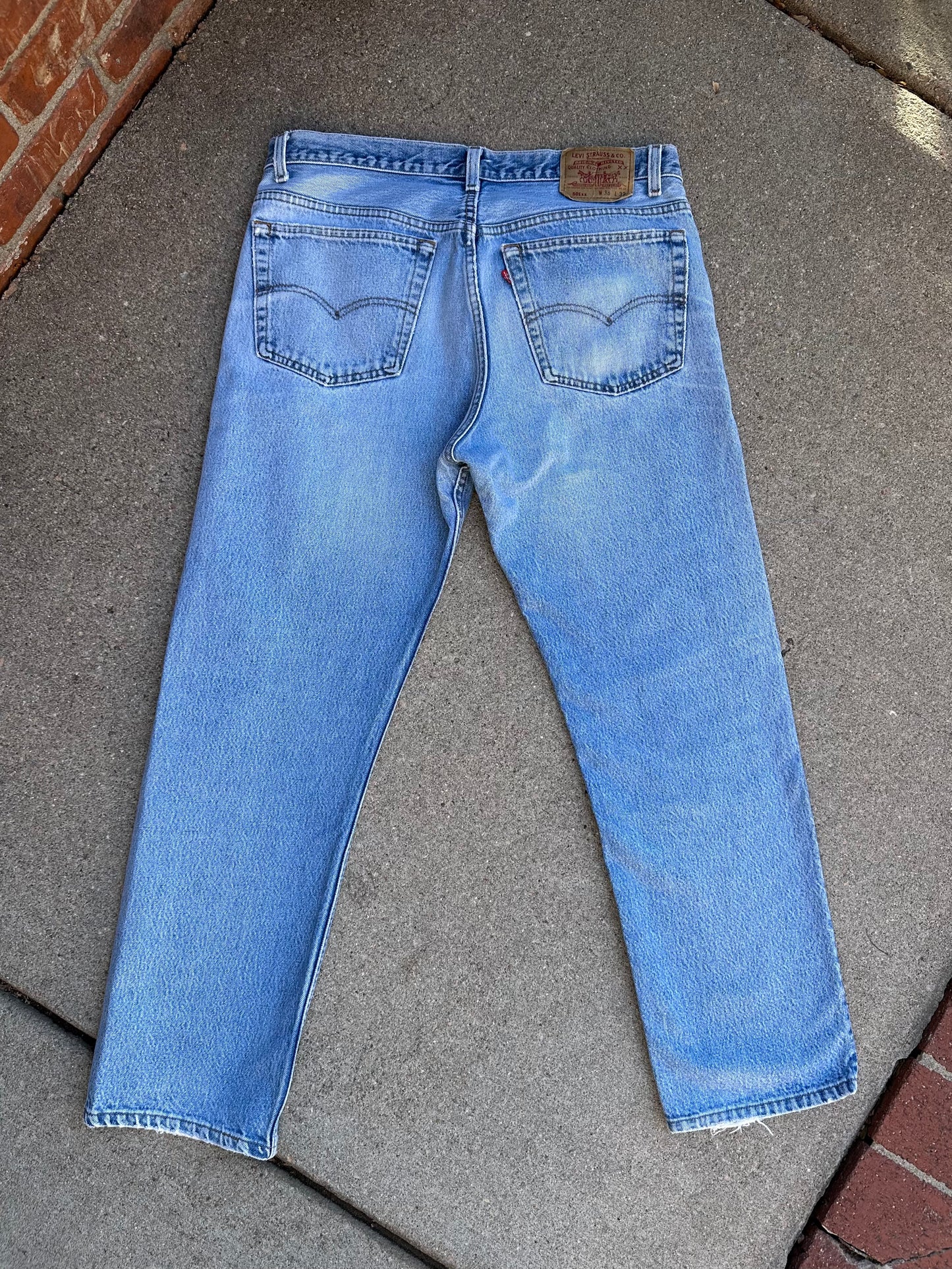 90’s Levi’s 501xx STF Sun Faded Light Denim Jeans USA (35x29/ Women’s 33)