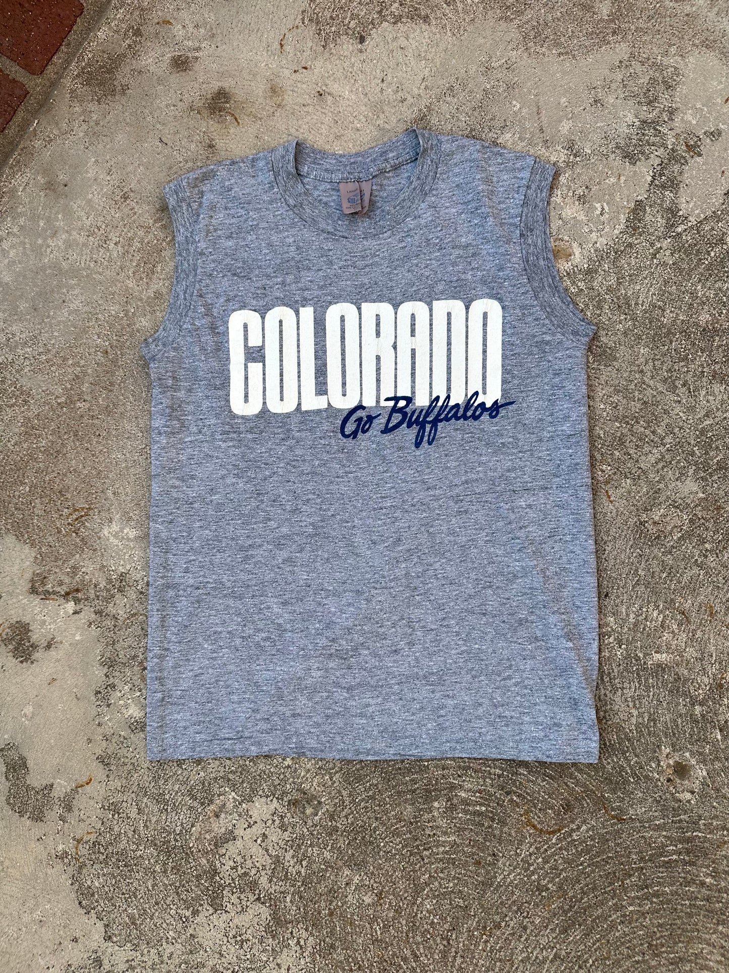 1981 CU Buffs Single Stitch Muscle Tee (Unisex S)
