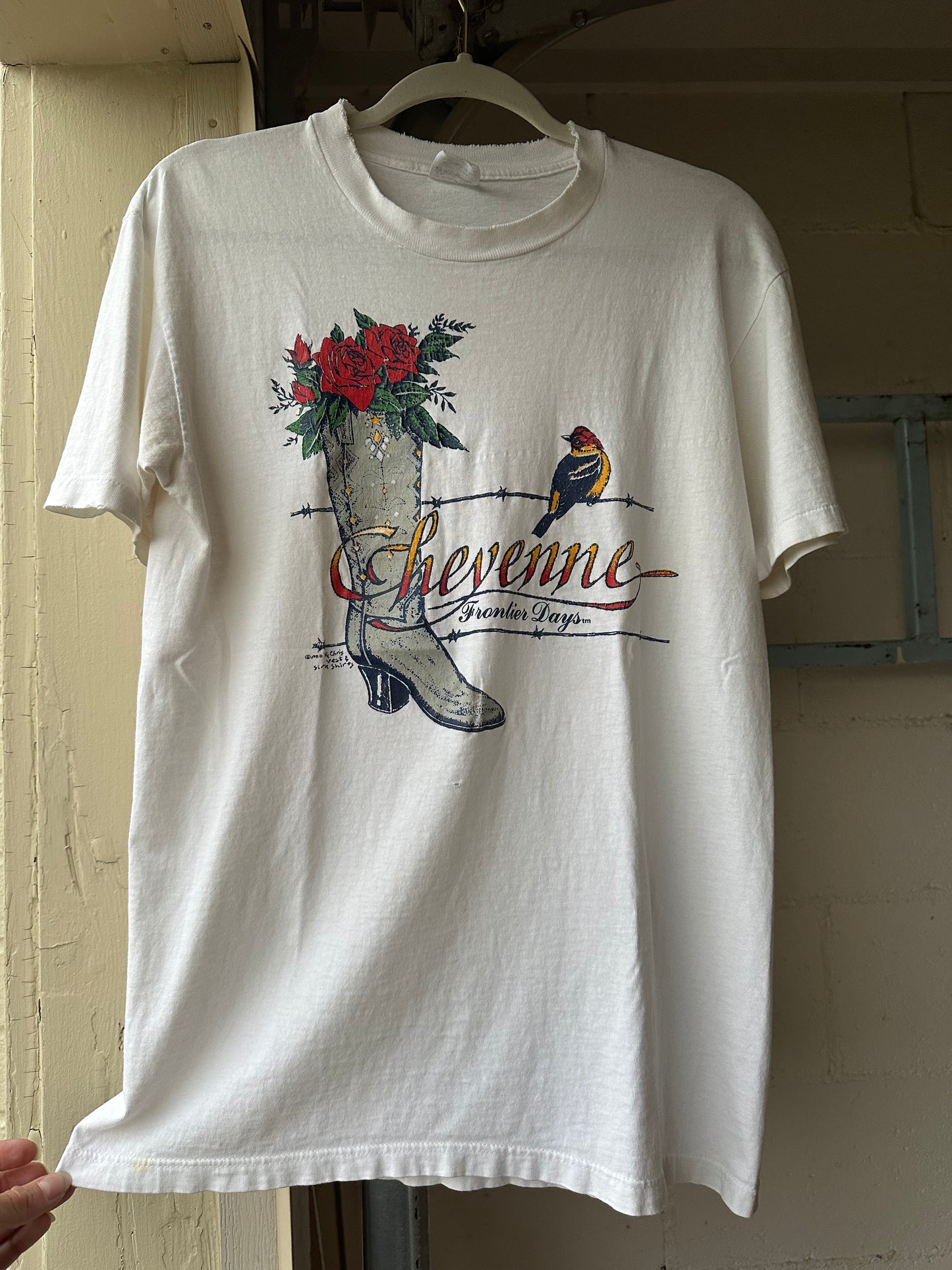 RARE 80’s Cheyenne Frontier Days Single Stitch Tattered Tee (Unisex S/M)