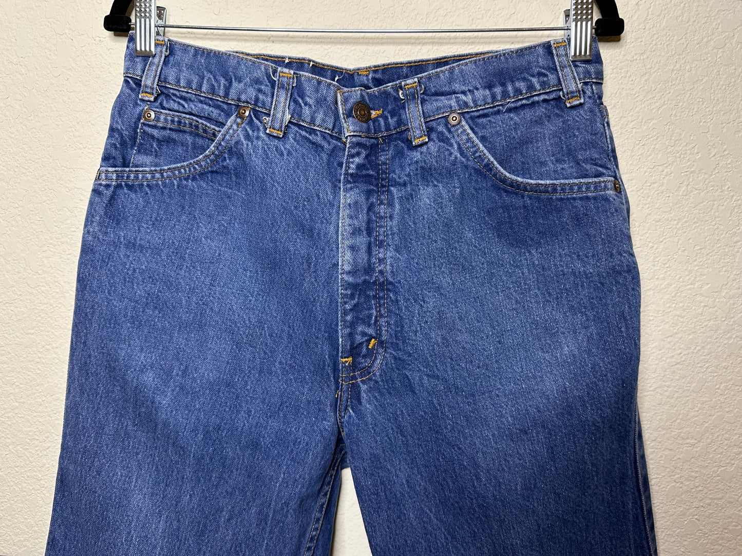 70’s Levi’s Movin’ On Riveted Orange Tab Bootcut Jeans (32x31/Modern 8/10)