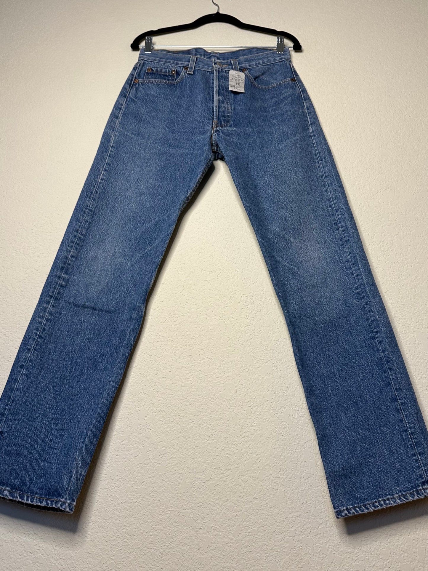 80’s Levi’s 501 USA Jeans (Men’s 29x31 / Women’s 27/28) USA