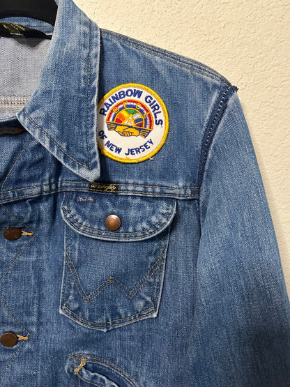 80’s Wrangler No Fault Denim Trucker Jacket w/ Tom Petty Patch (Unisex 38/M)