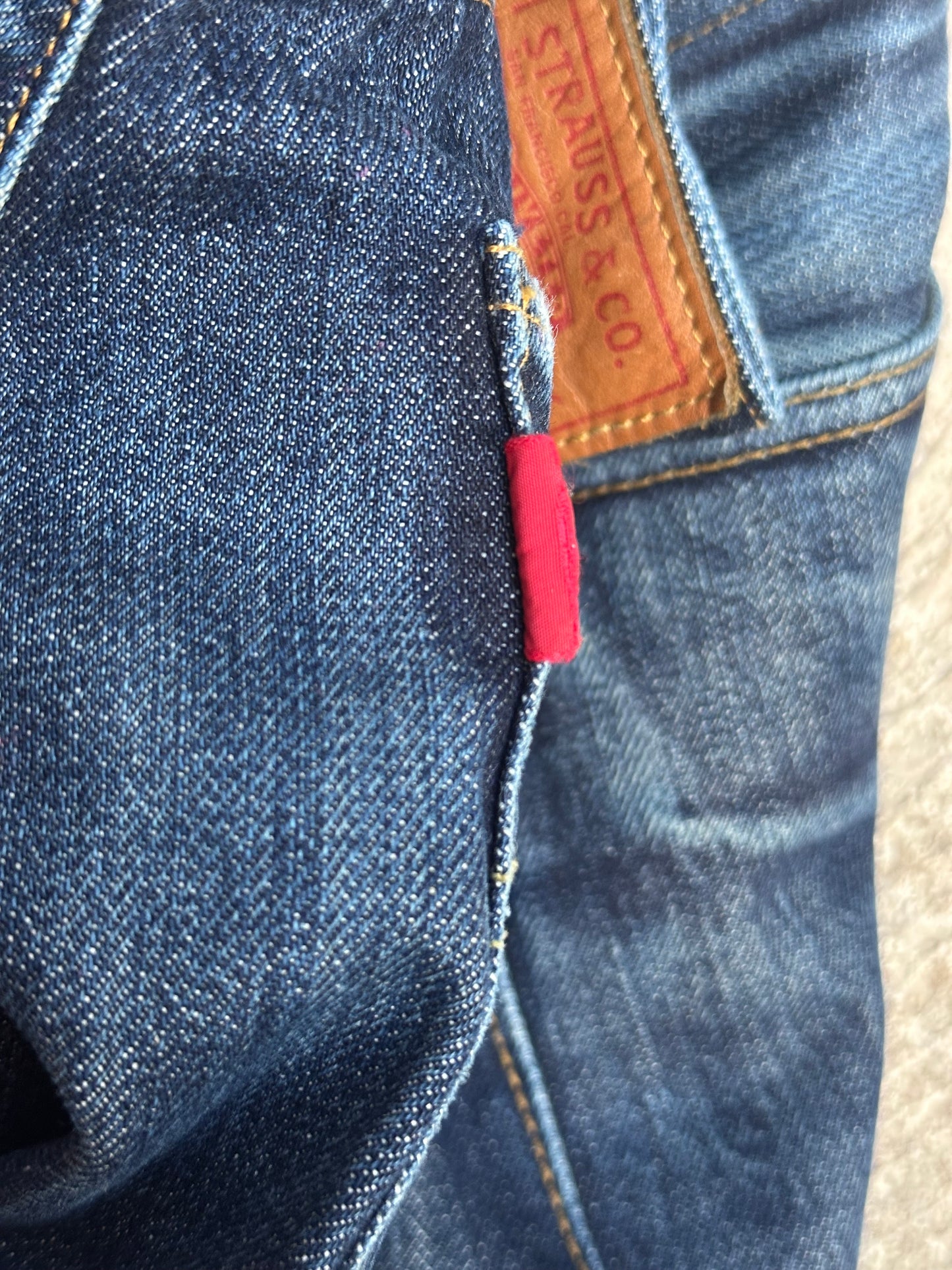 1947 LEVI’S LVC Big E 501XX Redline Selvedge Japanese Denim Jeans USA (30x31/Modern 28/29) Repro