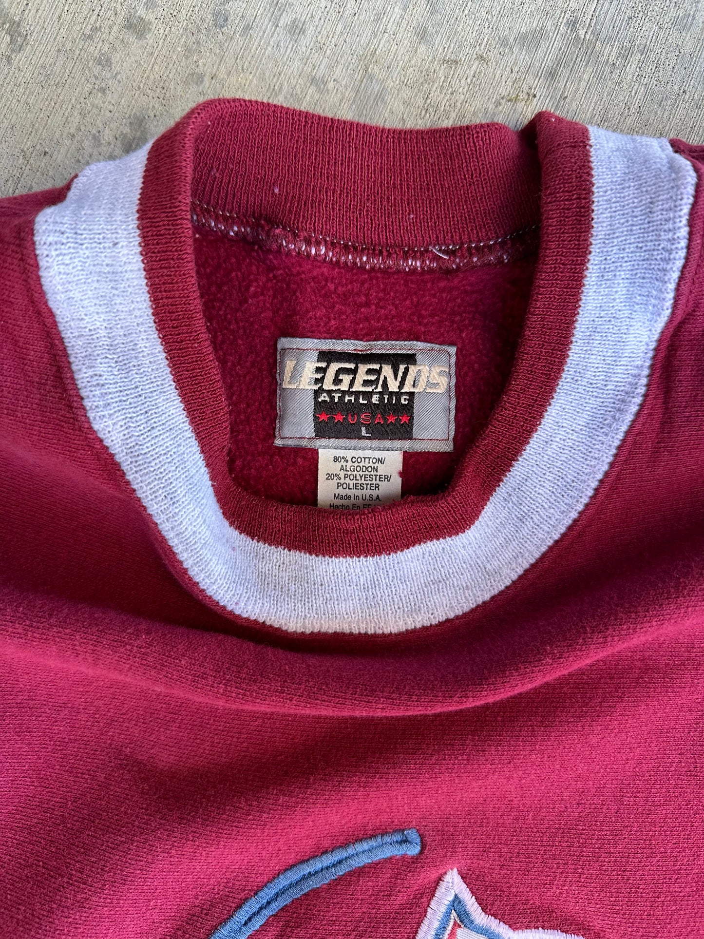 90’s Colorado Avalanche Embroidered Crewneck Sweatshirt (Unisex L))