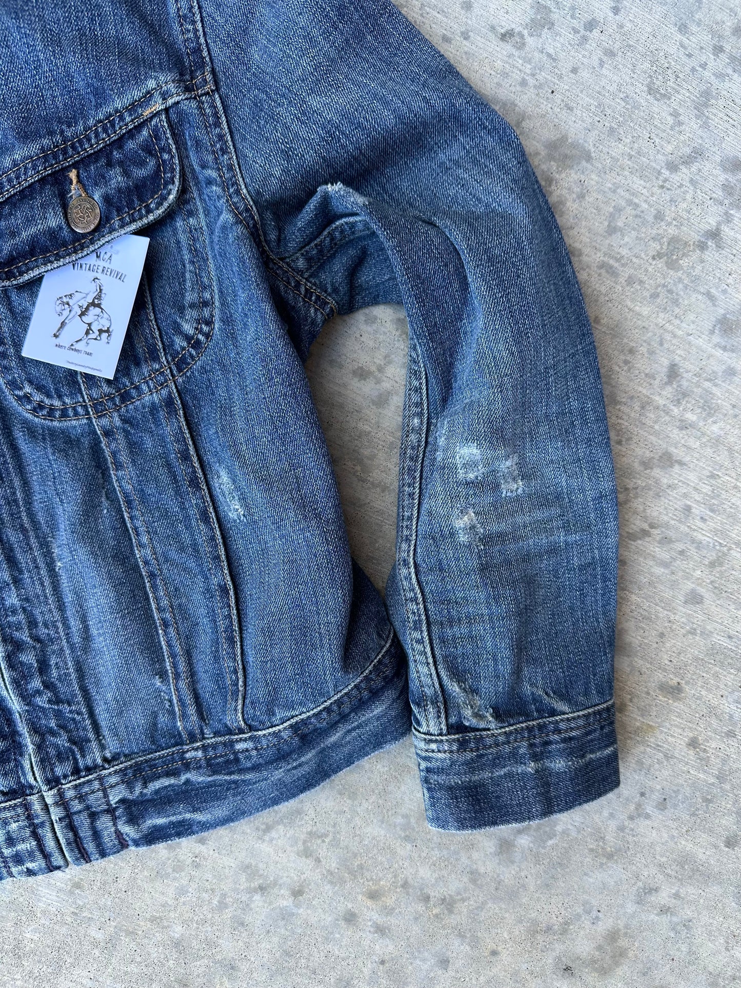 90’s Polo Ralph Lauren Shorthorn Distressed Denim Crop Trucker Jacket (Women’s S)