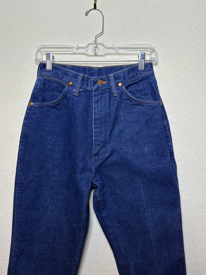 90’s Wrangler Indigo Cowboy Cut USA Jeans (26x30 / Modern 4/6)