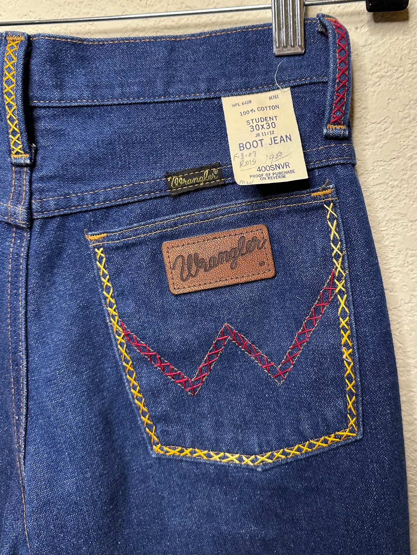 MCA Vibtage Revival: 70’s Wrangler Indigo Hand Embroidered Boot Flare Jeans (Modern 27/28)