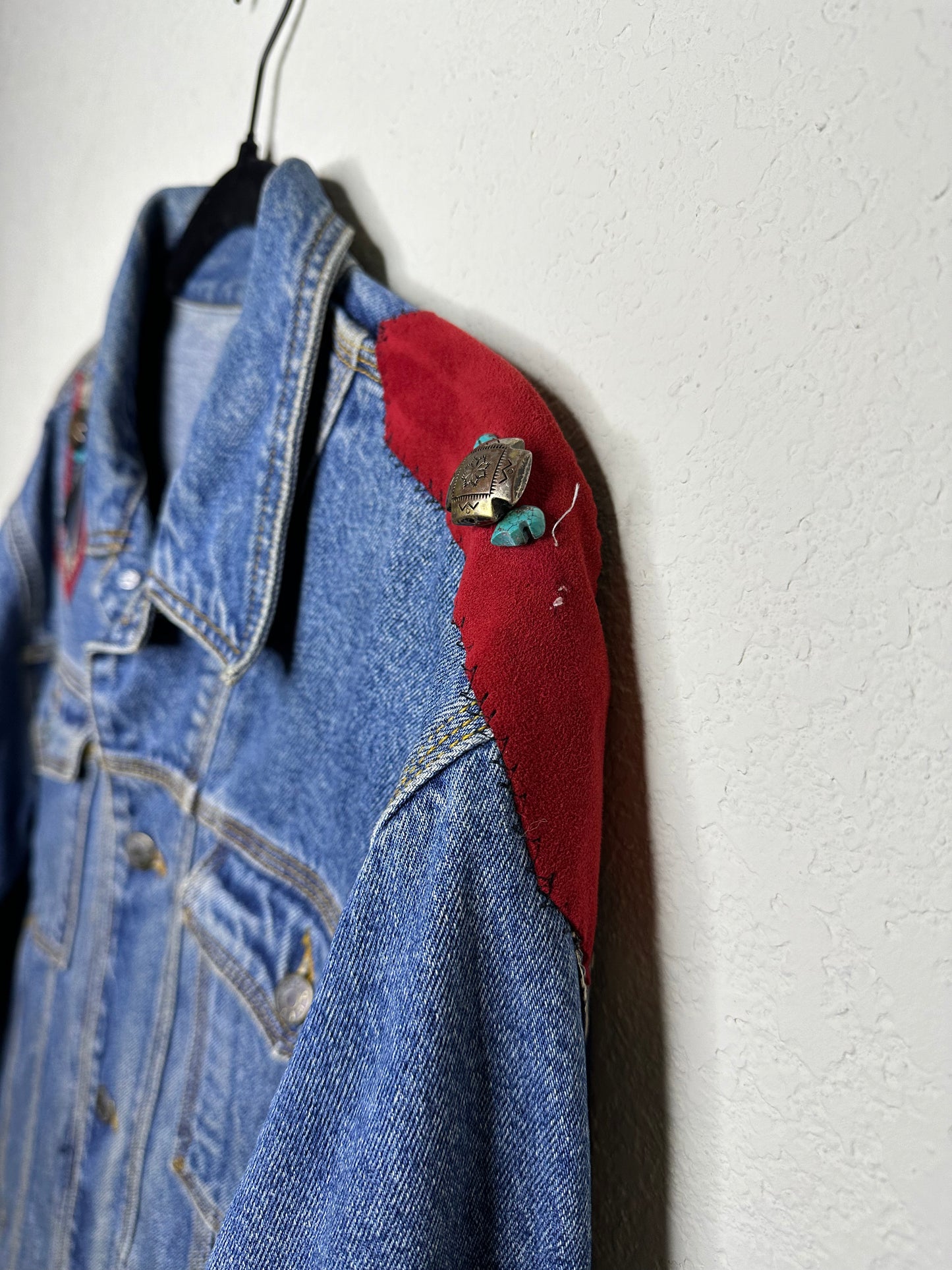 Vintage Sun Belt Patchwork Denim Trucker Jacket (Unisex L)