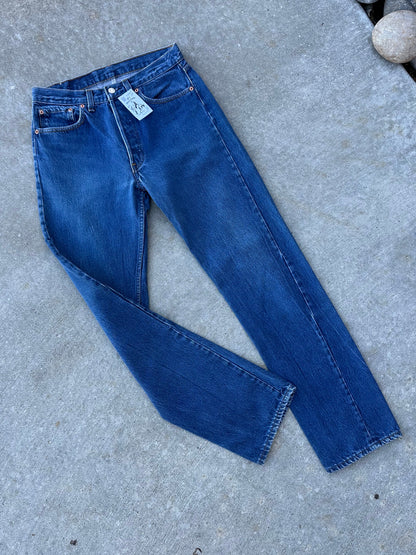 80’s Levi’s 501 Denim Jeans USA (Men’s 30x33 / Women’s 28)