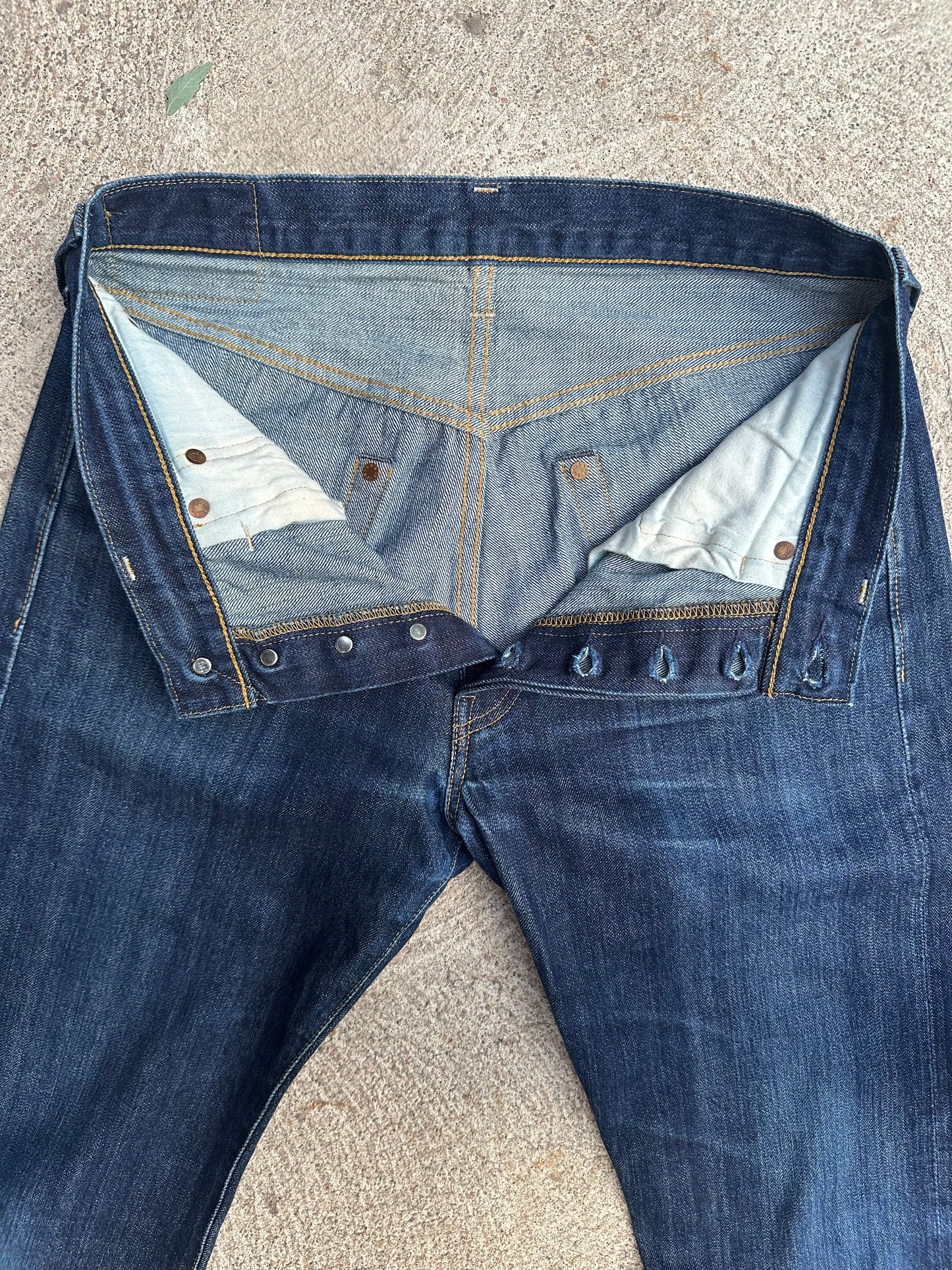 1947 LEVI’S LVC Big E 501XX Redline Selvedge Japanese Denim Jeans USA (30x31/Modern 28/29) Repro