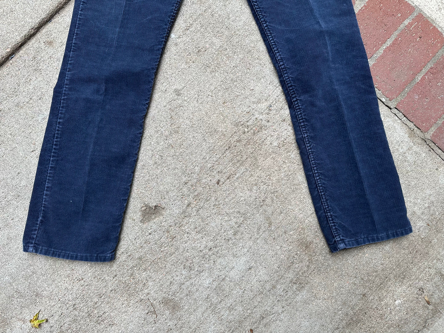 80’s Levi’s 519 “Californian” Corduroy White Tab Pants (30x 32)