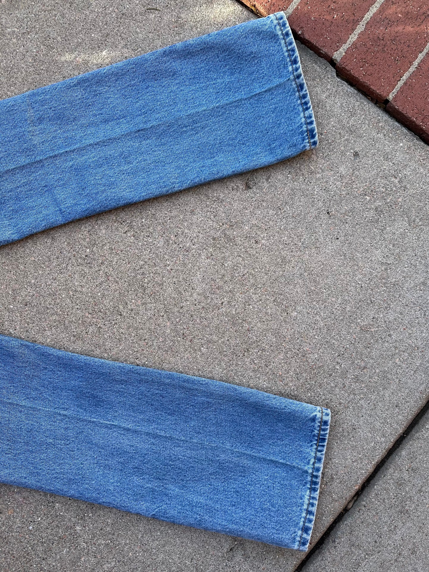 90’s Levi’s 517 Orange Tab USA Jeans (Men’s 32x29.5 / Women’s 29/30)