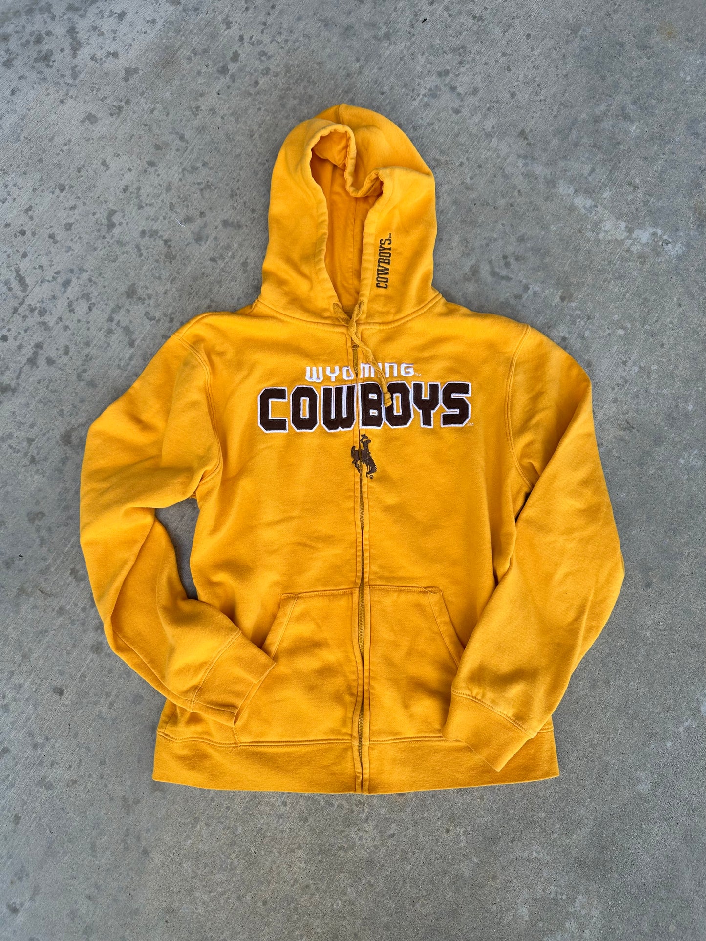 Wyoming Cowboys Zip-Up Hoodie (Unisex L)