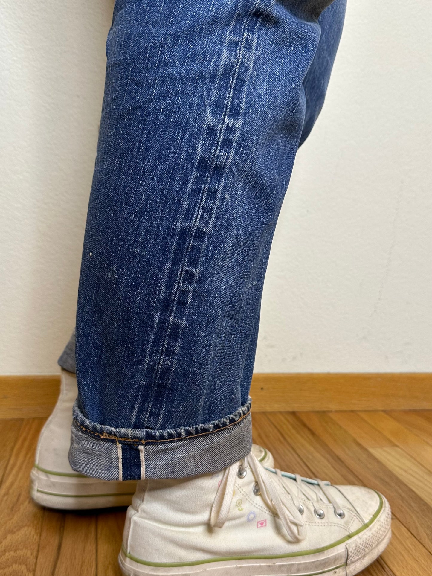 60’s Vintage Levi’s 501 “BIG E” Selvedge Jeans Button #6 USA (34x32)
