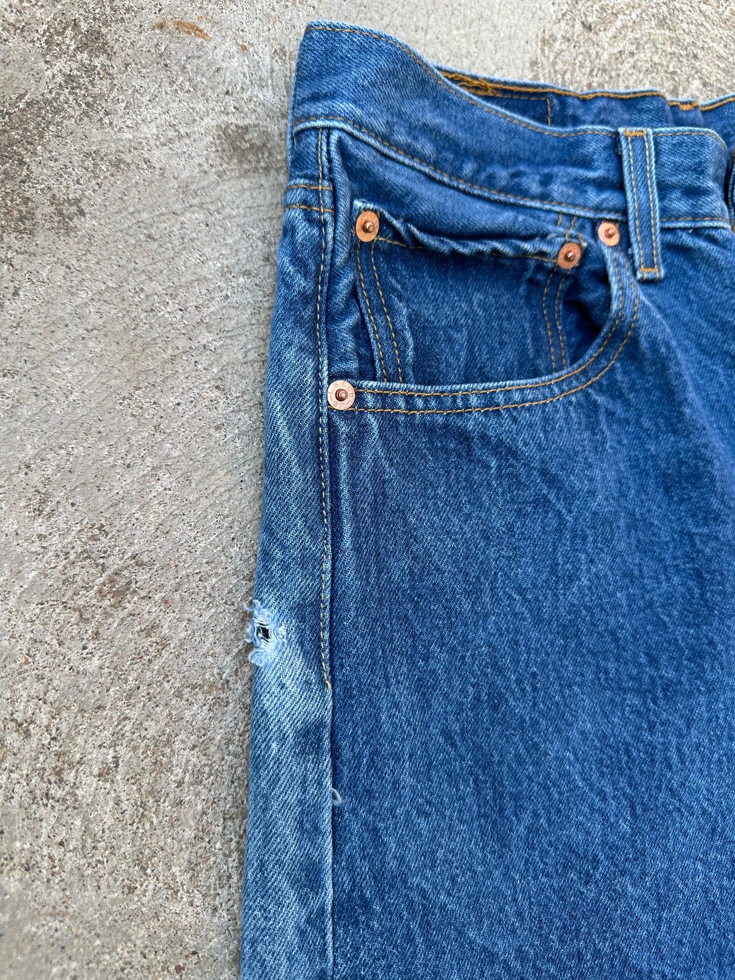 Y2K Levi’s 501 STF Denim Jeans (Men’s 31x28 / Women’s 29)