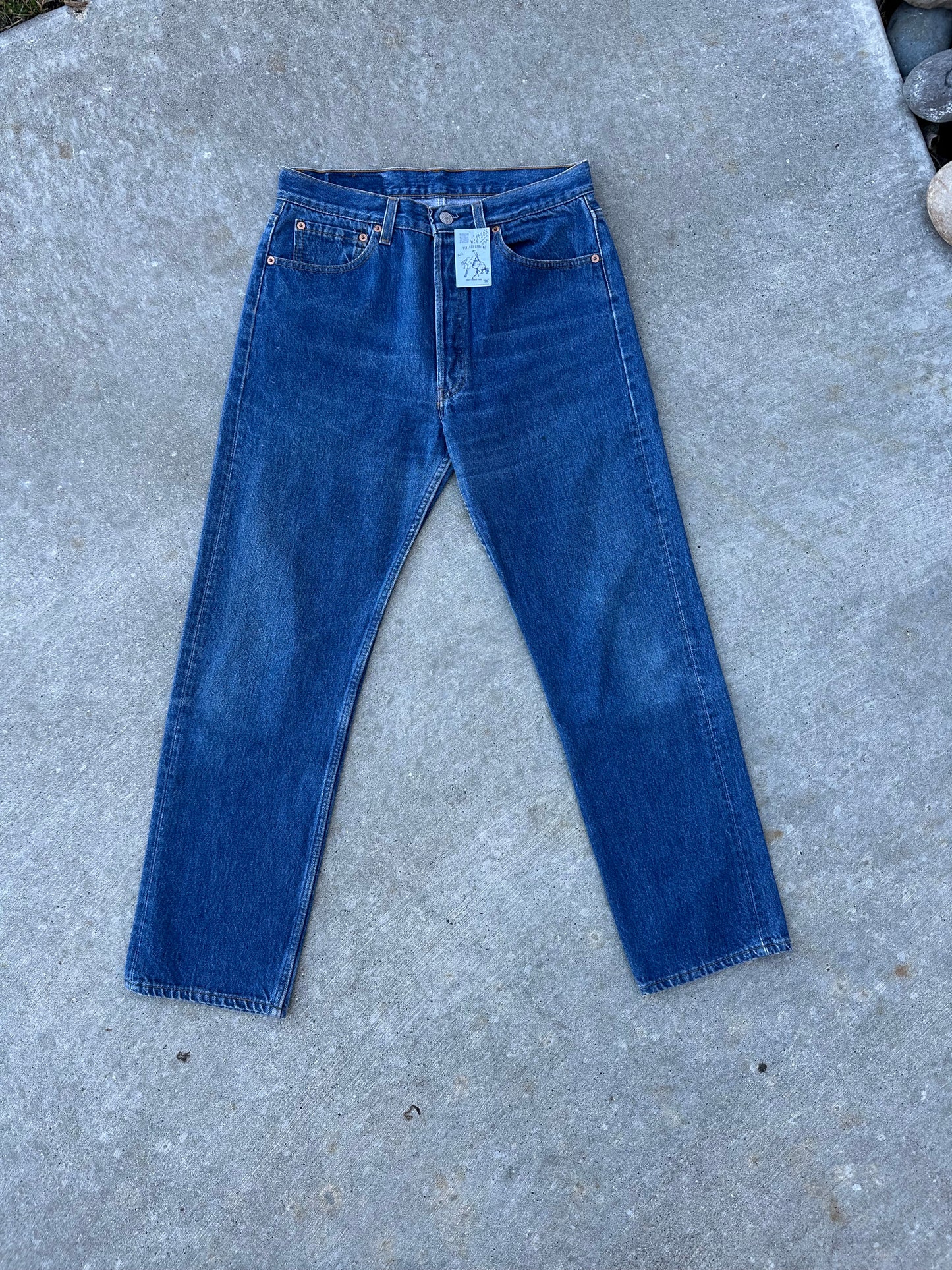 80’s Levi’s 501 Soft Indigo Denim Jeans USA (Men’s 30x30 / Women’s 29)