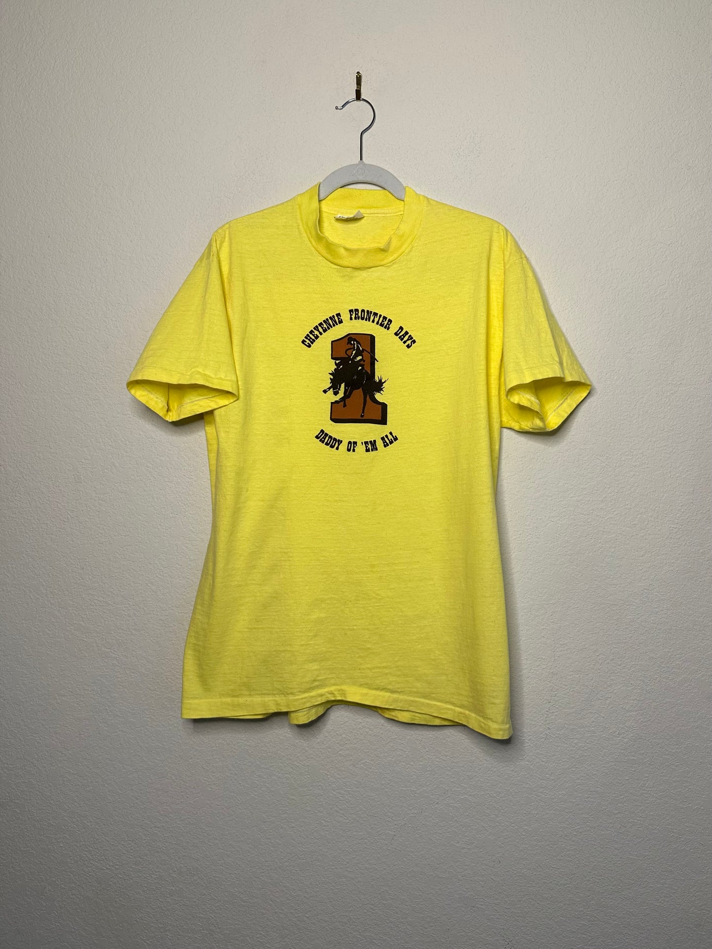 RARE 1970’s Vintage Cheyenne Frontier Days Daddy of ‘Em All Single Stitch Tee (Unisex L)