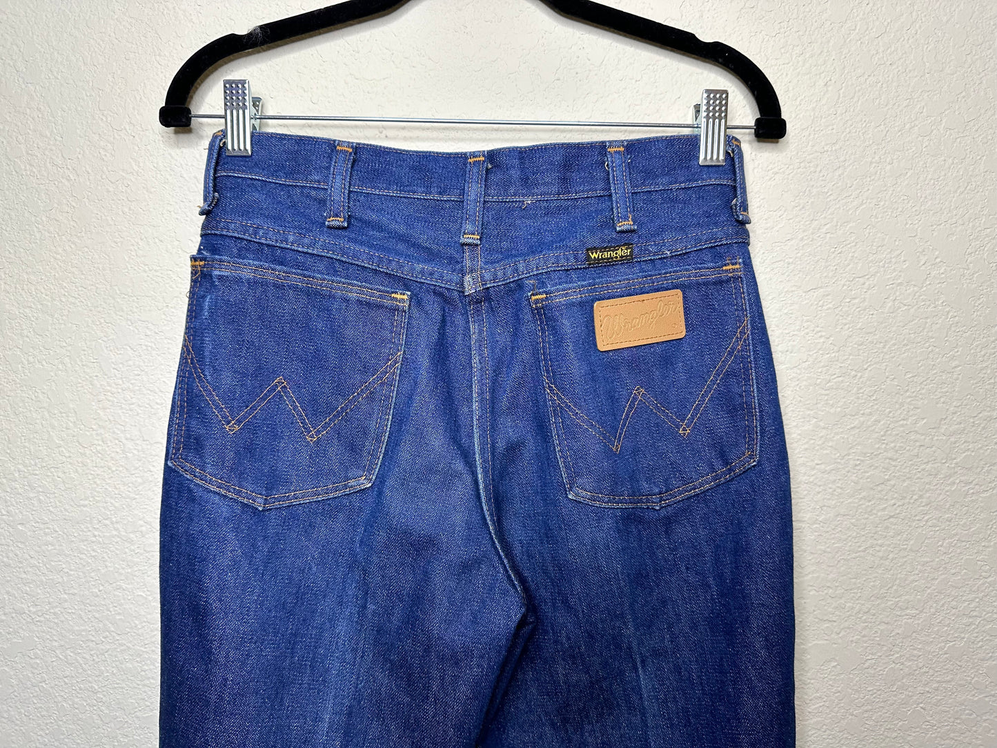 70’s Wrangler Indigo Reverse Twill No Fault Denim Boot Flare Jeans (2/4)