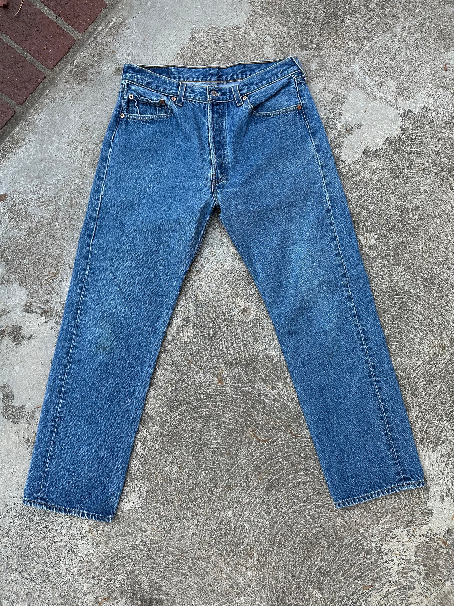 90’s Levi’s 501xx STF Denim Jeans USA (Men’s 31x29 / Women’s 29)