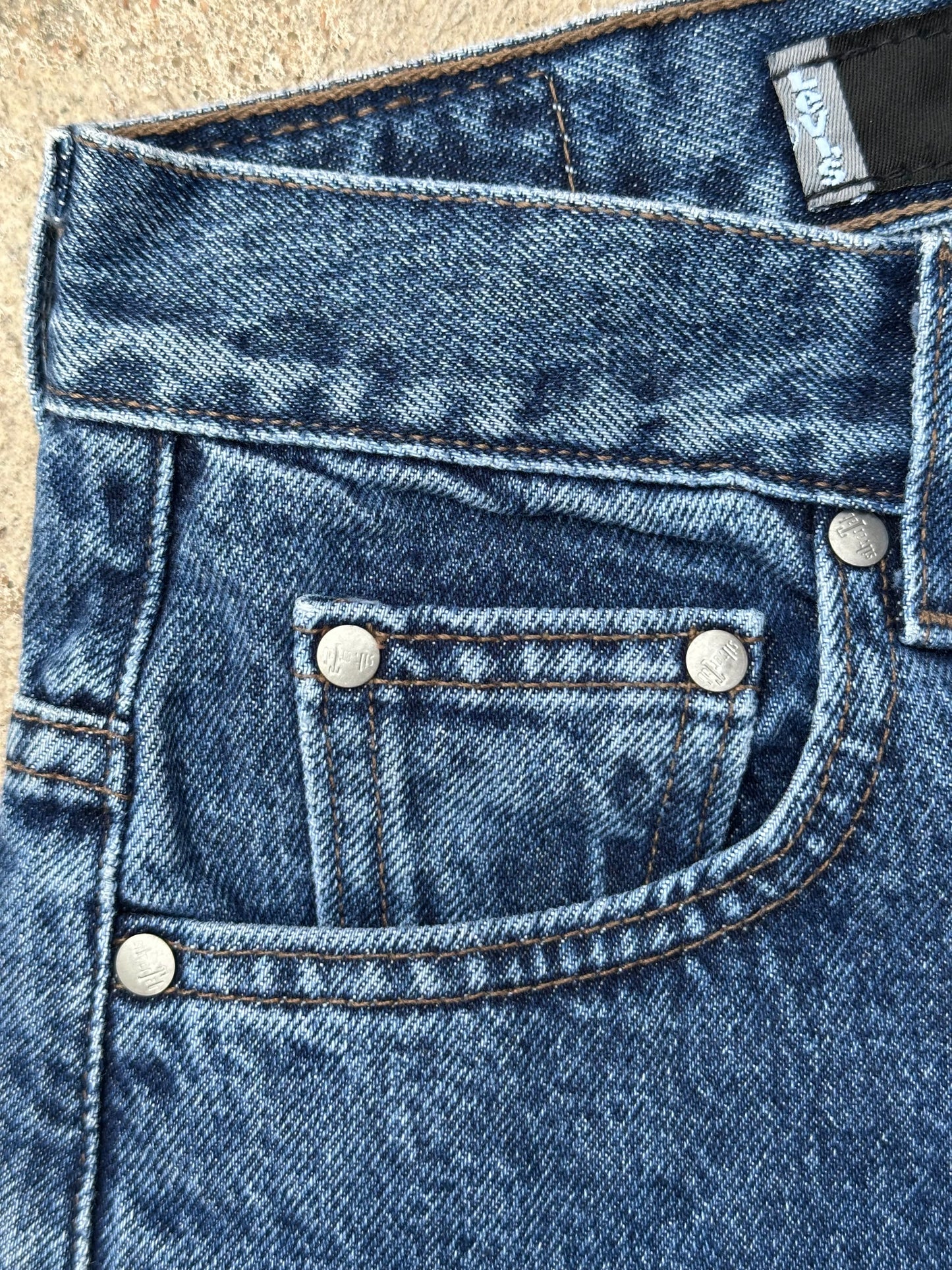 90’s Levi’s Silver Tab 351 Baggy Crop Women Jeans (27x27)
