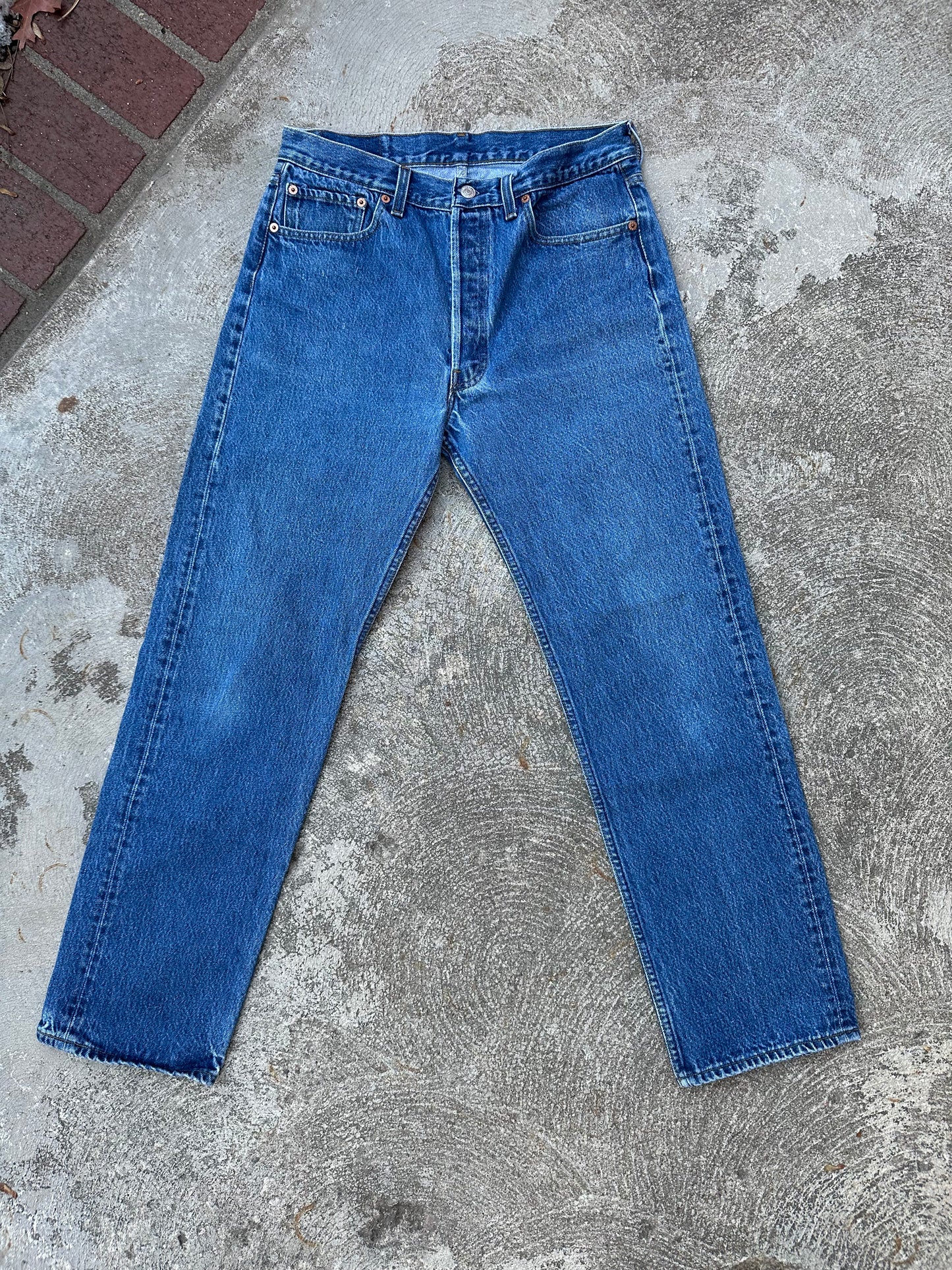 90’s Levi’s 501xx STF Denim Jeans USA (Men’s 31x30 / Women’s 29)