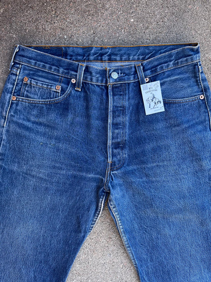 90’s Levi’s 501xx Denim Jeans USA (Men’s 33x34 / Women’s 32)