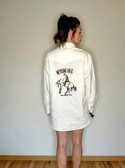 MCA Vintage Revival:’s “Wyoming Where Cowboys Roam” Embroidered Pearl Snap (Unisex XXL)