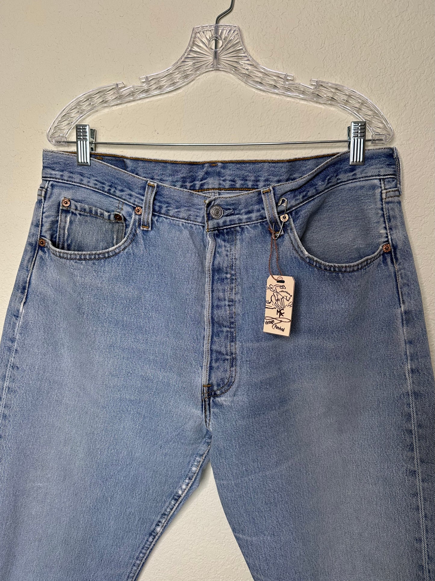 90’s Levi’s 501 Jeans (36x31) USA