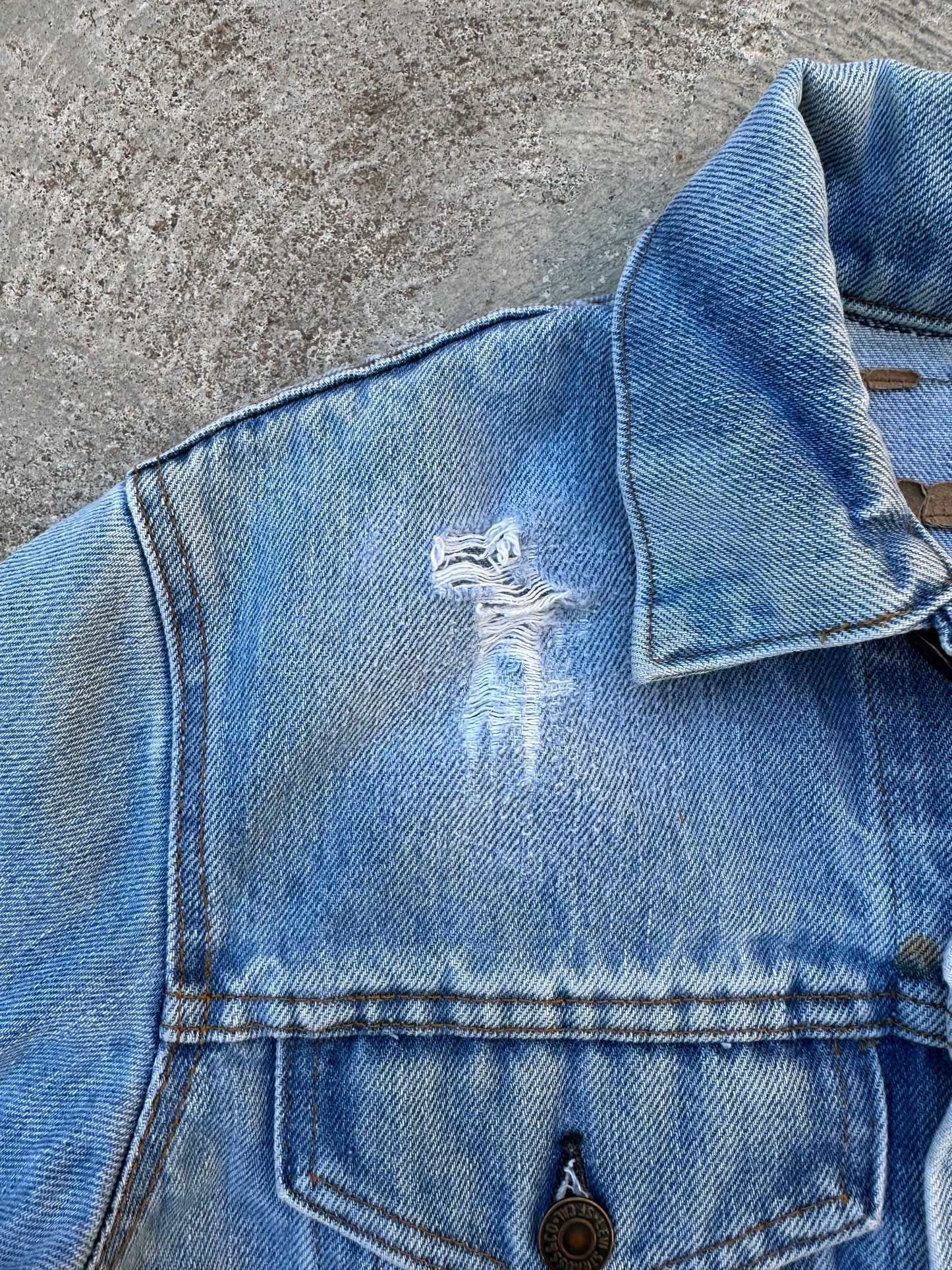 70’s Levi’s Denim Trucker Jacket (Women’s XS)