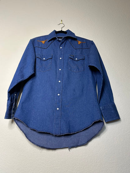 MCA VINTAGE REVIVAL: Wrangler Hand Embroidered Denim Pearl Snap Shirt