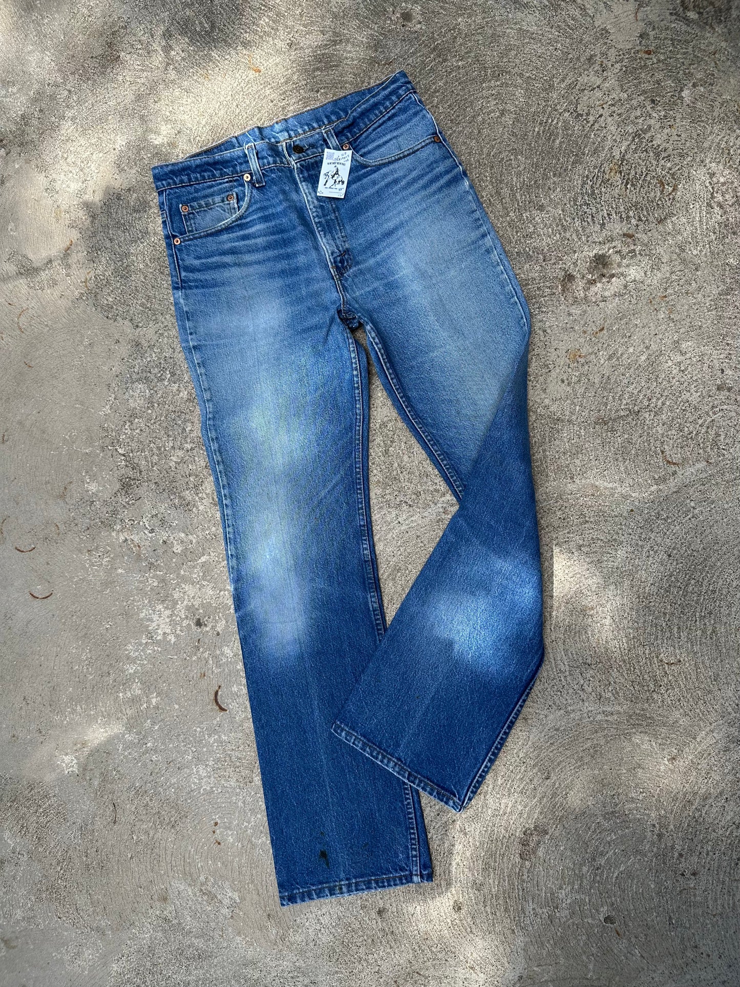 80’s Levi’s 517 Boot Cut Jeans USA (Men’s 33x33 / Women’s 31)