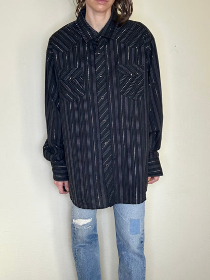 90’s Wrangler Metalic Pinstripe Western Pearl Snap Shirt (Unisex XXL)