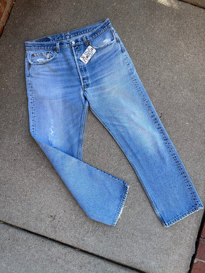 90’s Levi’s 501xx STF Sun Faded Light Denim Jeans USA (35x29/ Women’s 33)