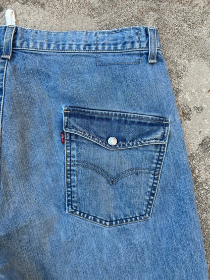 RARE Vintage Levi’s Engineered 3D Twisted Seams Anti-Fit Denim Jeans (Men’s 38x32)