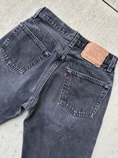 90’s Levi’s 501 Black Denim Jeans USA (26x28 / Women’s 24/25)