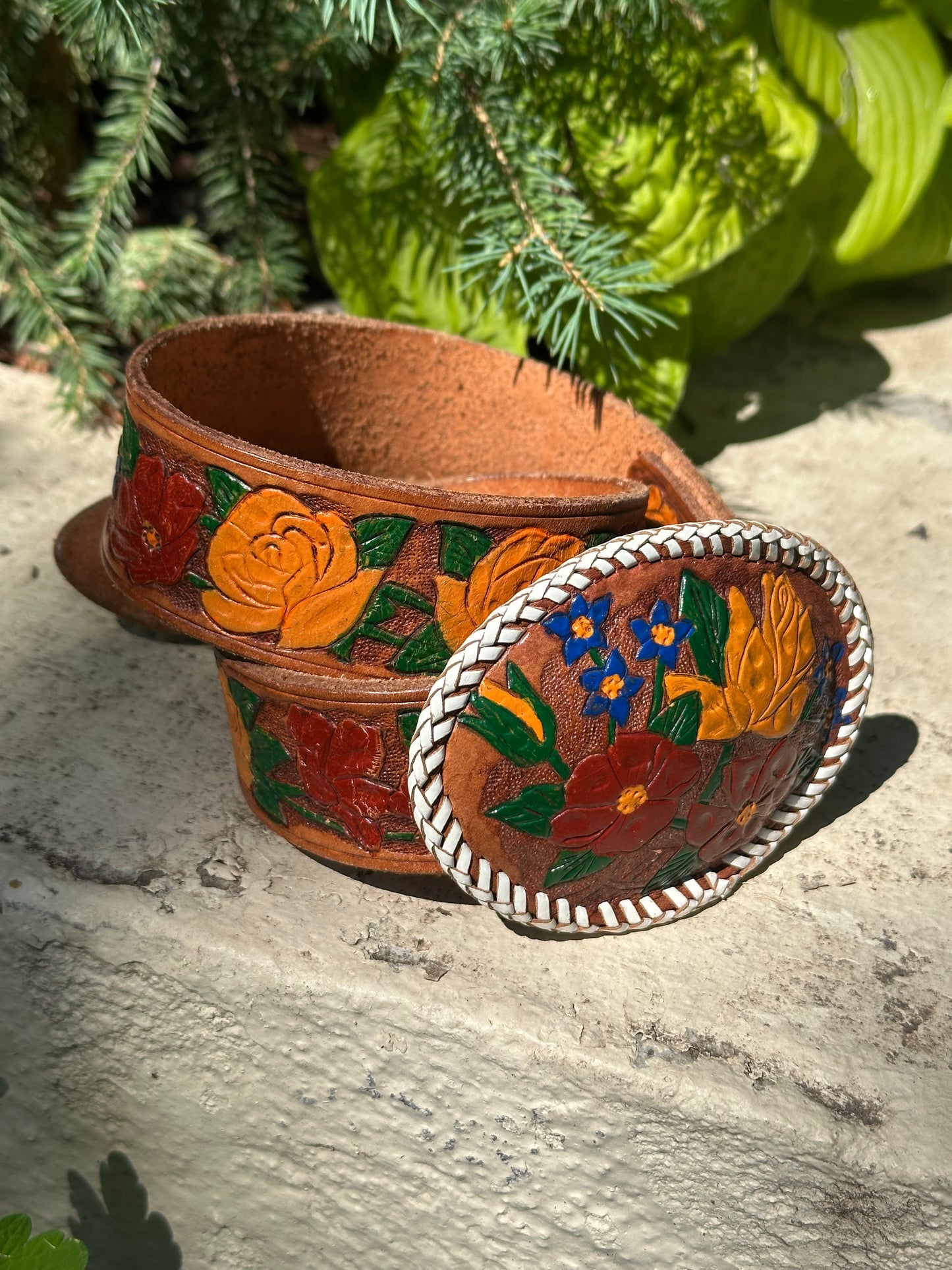 Vintage Tooled Leather Had Painted Western Belt & Buckle