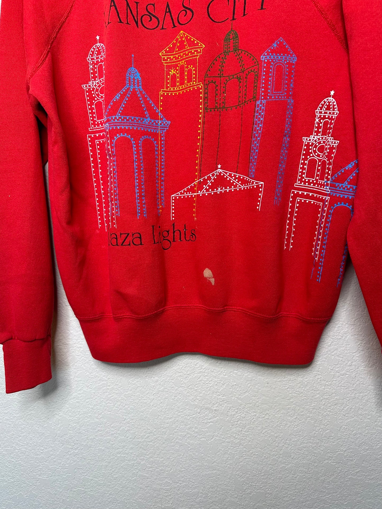 80’s Kansas City Plaza Lights Raglan USA Sweatshirt (Unisex M)