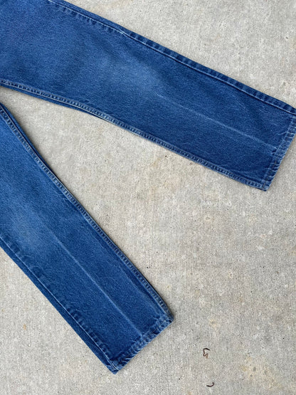 90’s Levi’s 505 Denim Jeans (Men’s 28x27/Women’s 26/27)