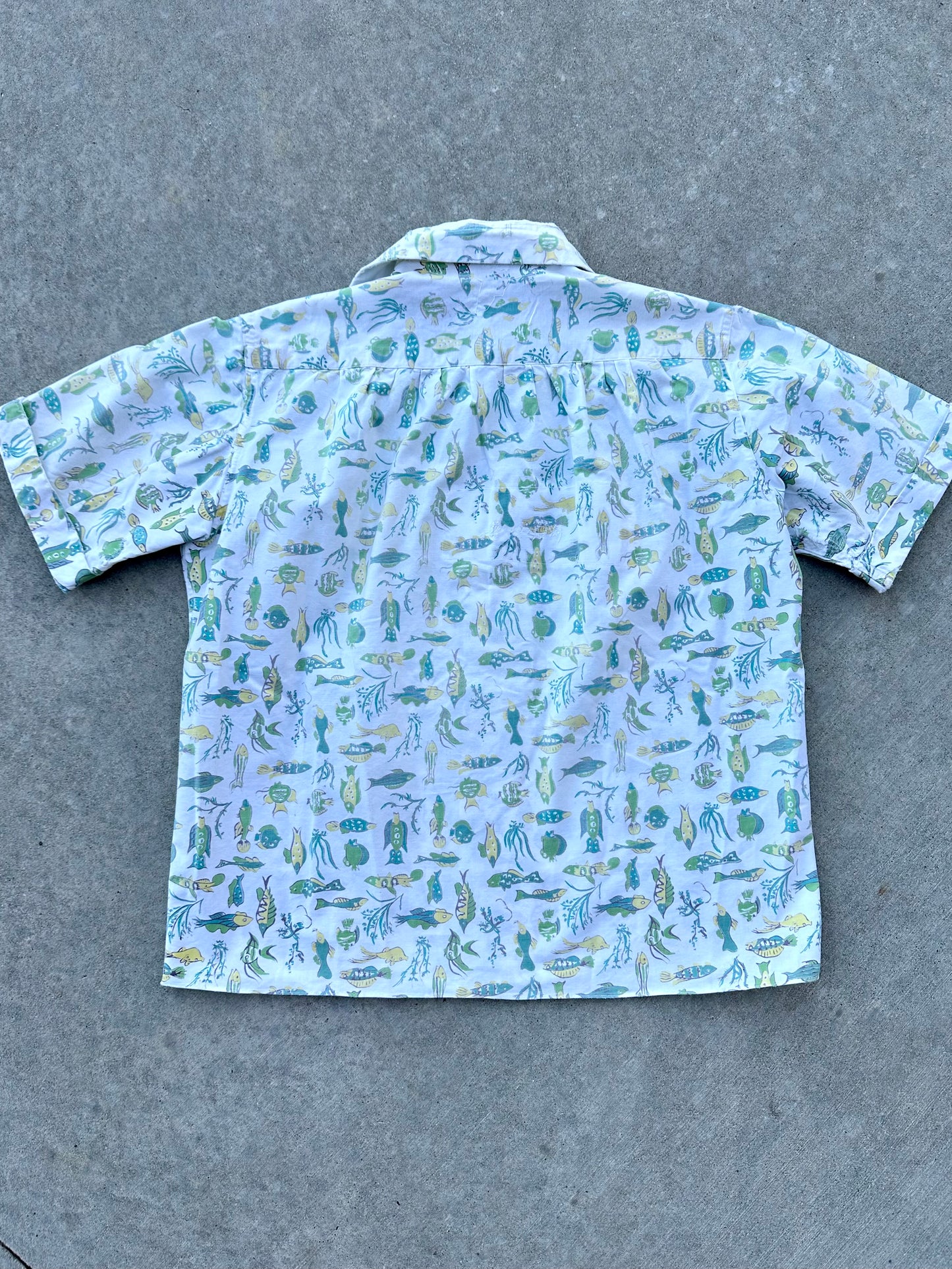 50’s Handmade Fish Printed Cotton Casual Shirt (Unisex S)