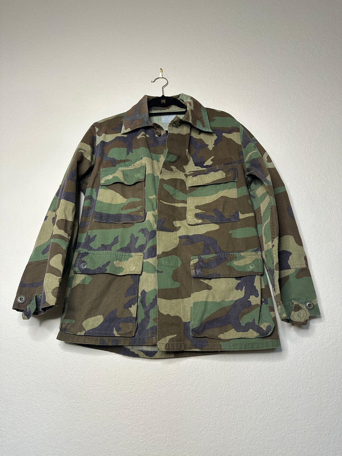 80’s Military Woodland Camo Field Jacket (M)