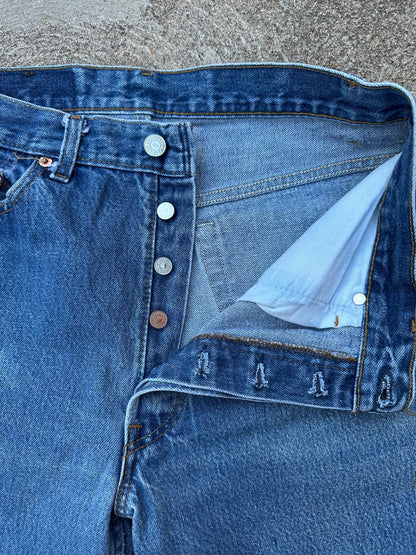 80’s Levi’s 501xx STF Raw Denim Jeans USA (Men’s 31x30 / Women’s 29)