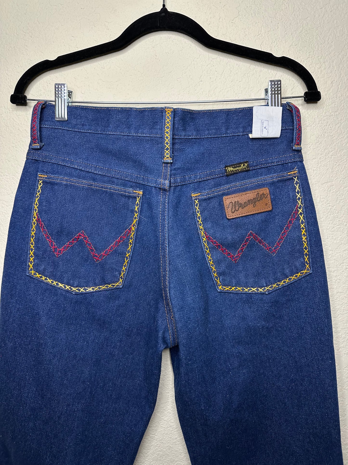 MCA Vibtage Revival: 70’s Wrangler Indigo Hand Embroidered Boot Flare Jeans (Modern 27/28)
